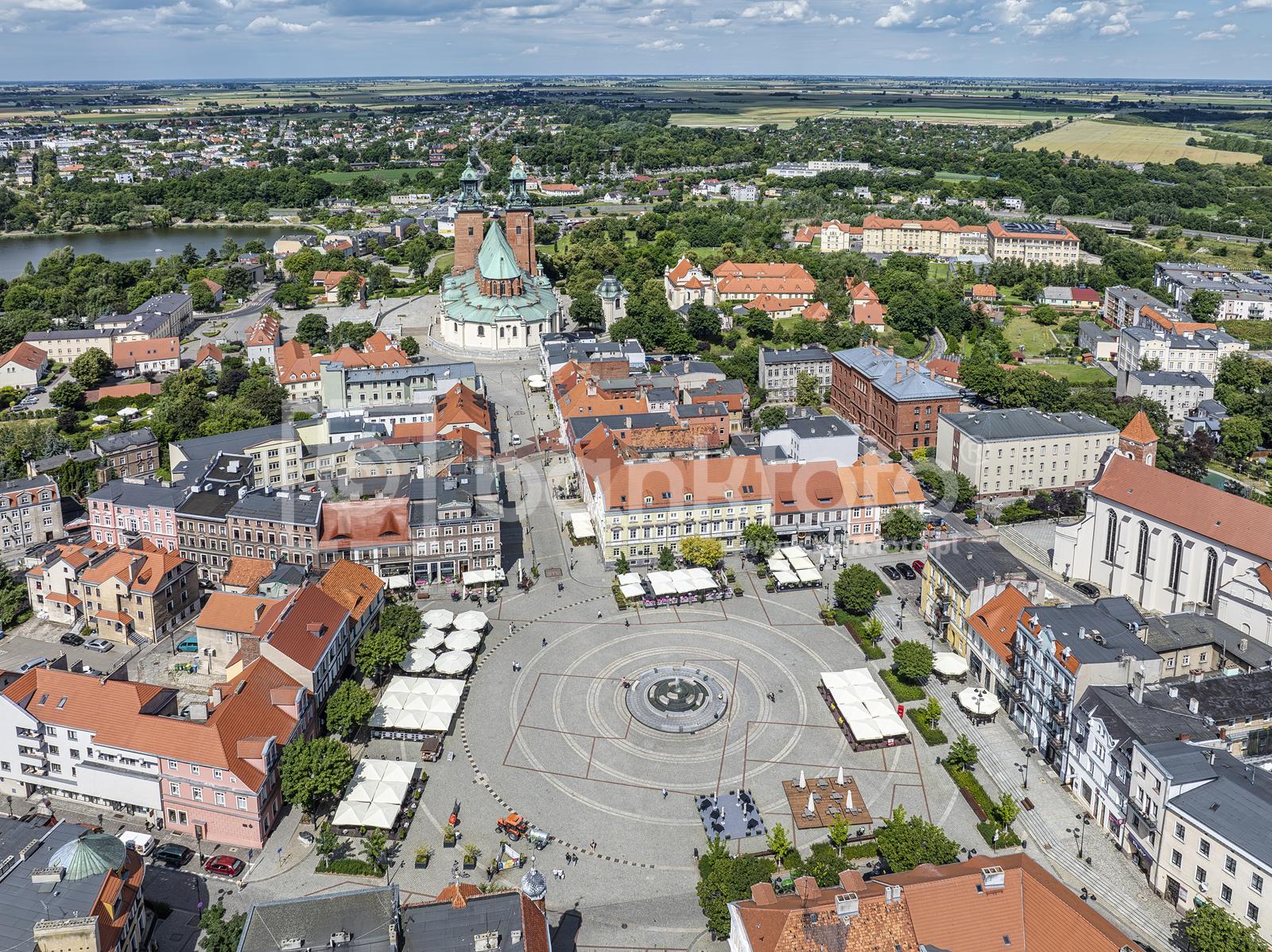 Gniezno - miasto i zabytki