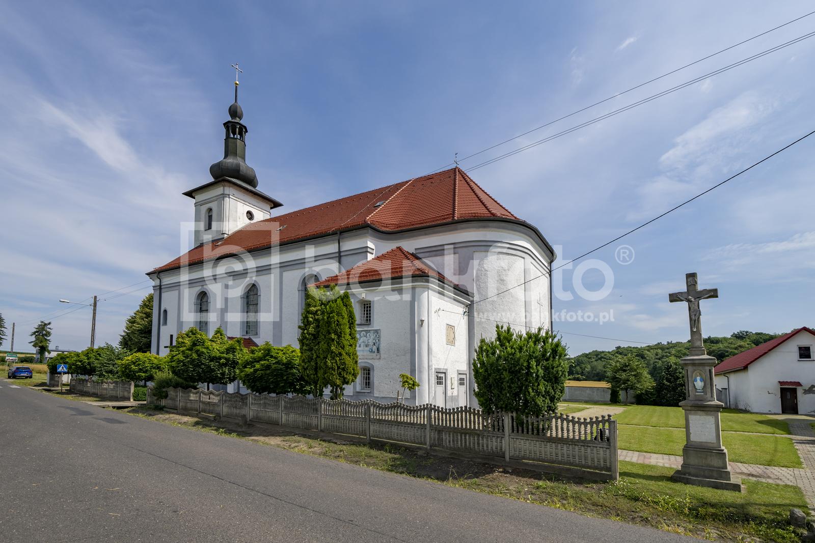 Dzielów - Kościół rzymskokatolicki p.w. Mikołaja Biskupa